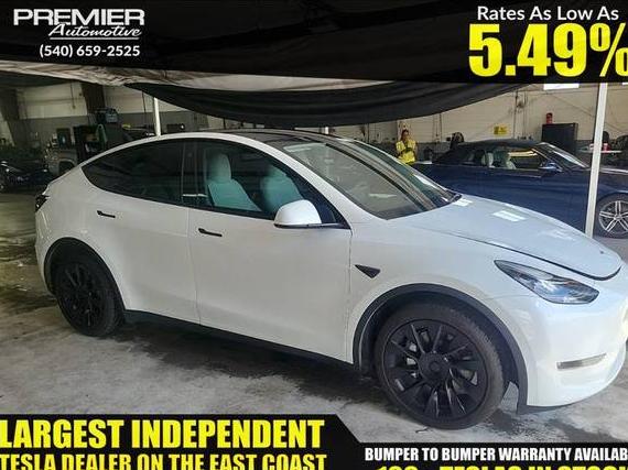 TESLA MODEL Y 2023 7SAYGDEE8PA119808 image